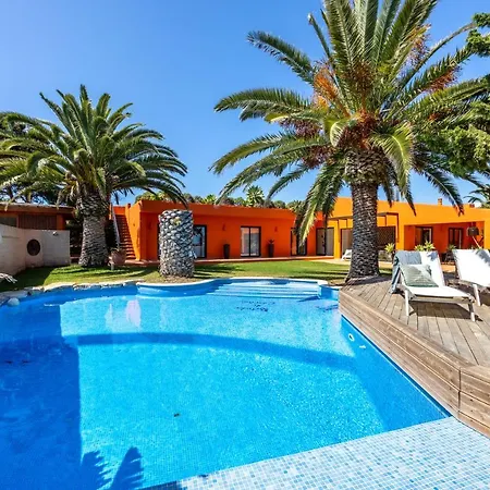 Cercado, Private Swimming Pool Villa