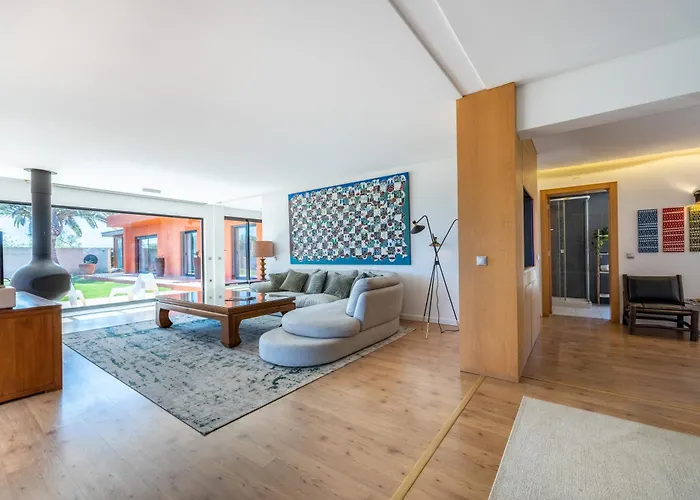Willa Unique Villa -1 Km To Beach, Private Natural Pool, Tennis Court & Jumping Mat *
