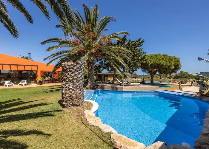 Unique Villa -1 Km To Beach, Private Natural Pool, Tennis Court & Jumping Mat * Sagres