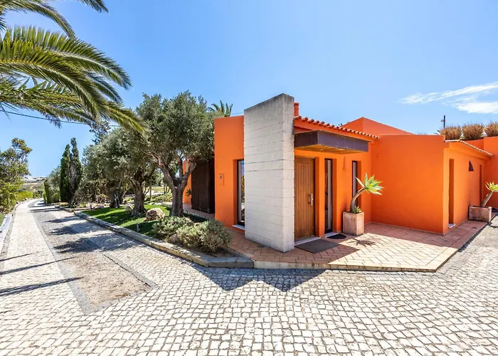 Unique Villa -1 Km To Beach, Private Natural Pool, Tennis Court & Jumping Mat