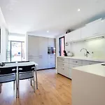 Unique -1 Km To Beach, Private Natural Pool, Tennis Court & Jumping Mat