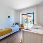 Villa Unique -1 Km To Beach, Private Natural Pool, Tennis Court & Jumping Mat Sagres