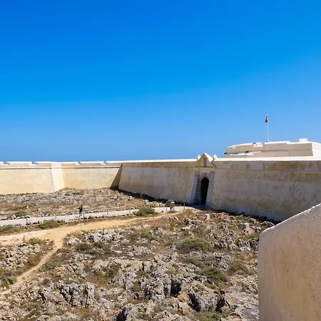 Unique -1 Km To Beach, Private Natural Pool, Tennis Court & Jumping Mat Sagres