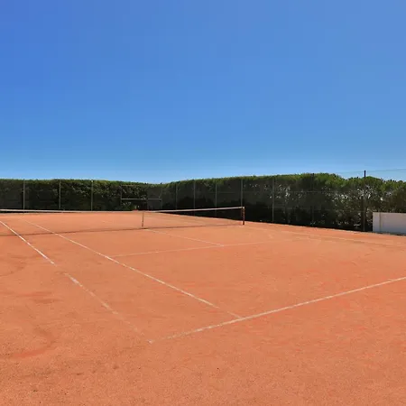 Unique -1 Km To Beach, Private Natural Pool, Tennis Court & Jumping Mat Вилла Сагреш
