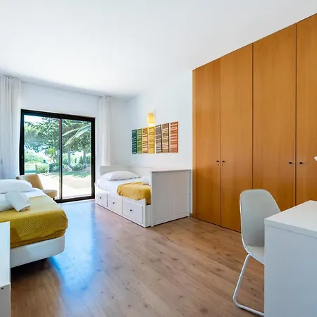 Vila Unique -1 Km To Beach, Private Natural Pool, Tennis Court & Jumping Mat Sagres