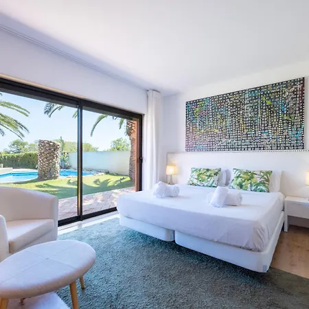 Unique -1 Km To Beach, Private Natural Pool, Tennis Court & Jumping Mat Sagres