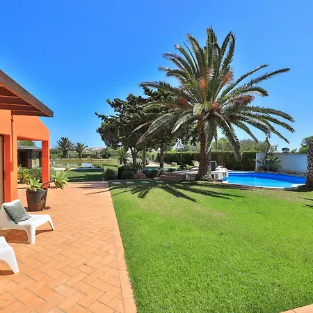 Vila Unique -1 Km To Beach, Private Natural Pool, Tennis Court & Jumping Mat Sagres